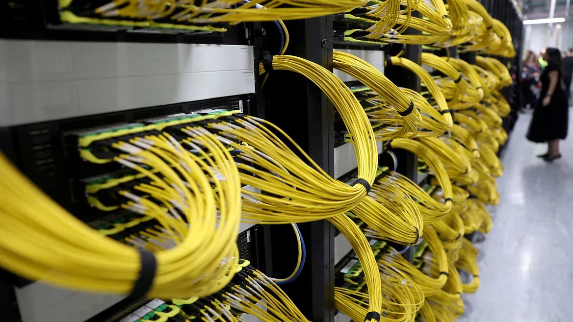 Україна розробляє державний датацентр за кордоном із дипломатичним статусом