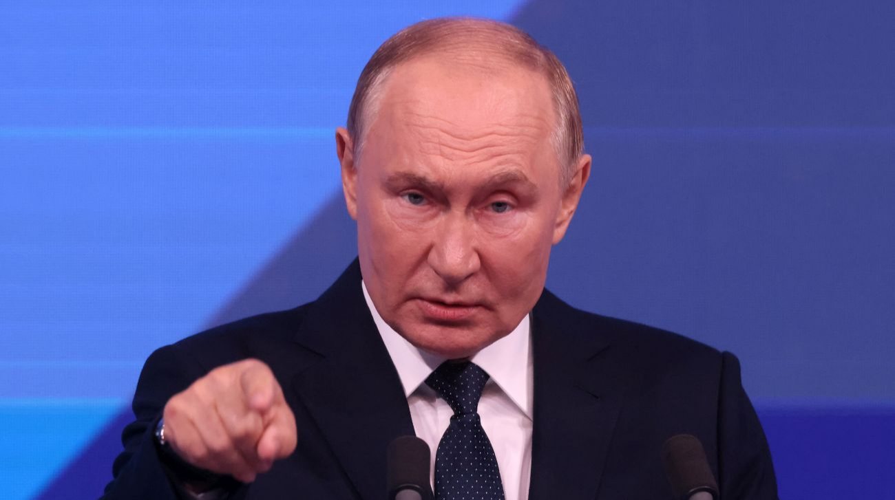 Путін заявив, що Україна рано чи пізно втратить західні землі