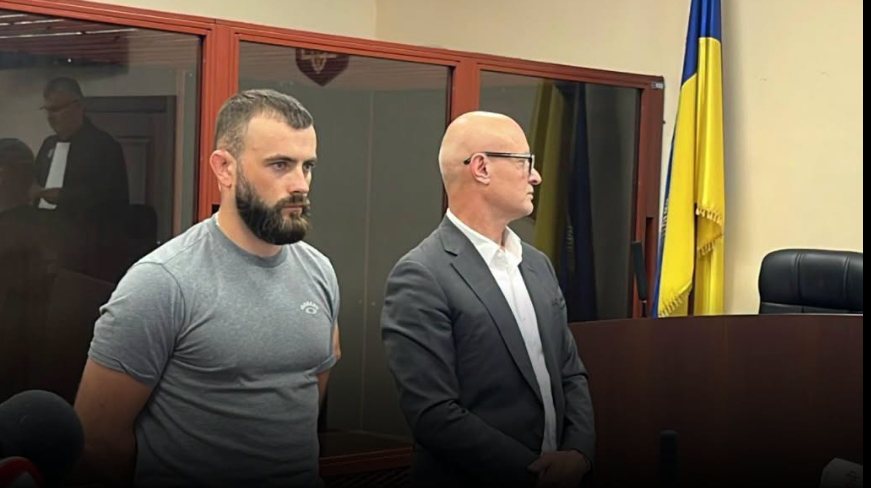 Суд відпустив на поруки співробітника СБУ у справі про перестрілку з ГУР