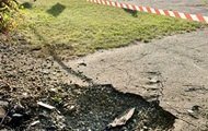РФ атакувала Дніпро: воронка на шкільному стадіоні, діти були в укритті