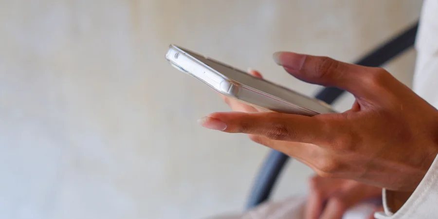 Що робити, якщо смартфон завис і не реагує на дотики