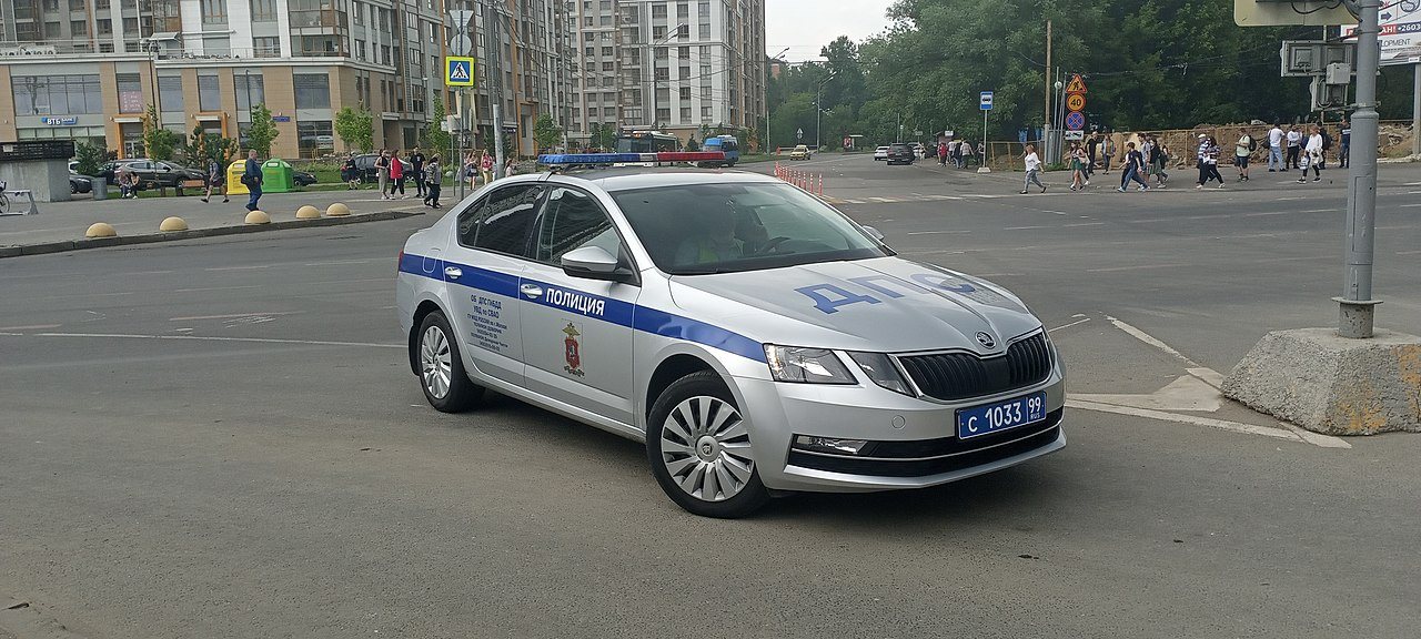 Затримання школяра в Москві поставило питання про контроль ШІ в поліції