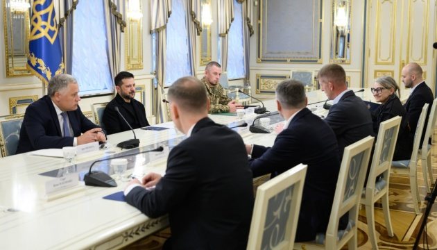 Зеленський обговорив з міністром оборони Естонії фінансування ППО та експорт зброї