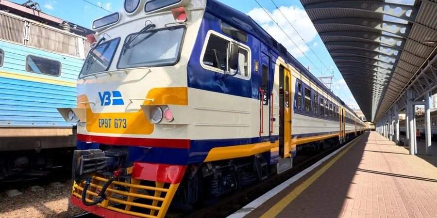 Укрзалізниця запускає 18 додаткових шатлів Kyiv City Express між берегами Києва