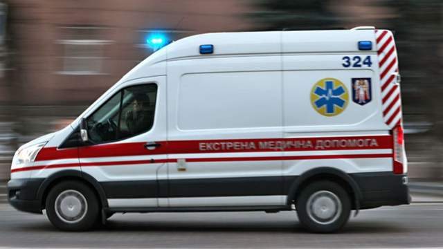 Російський FPV-дрон атакував «швидку» в Запоріжжі: поранені фельдшер і водій