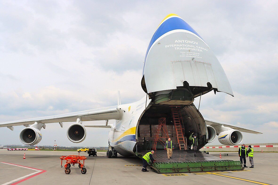 Німеччина перевіряє версію атаки дрона на український Ан-124