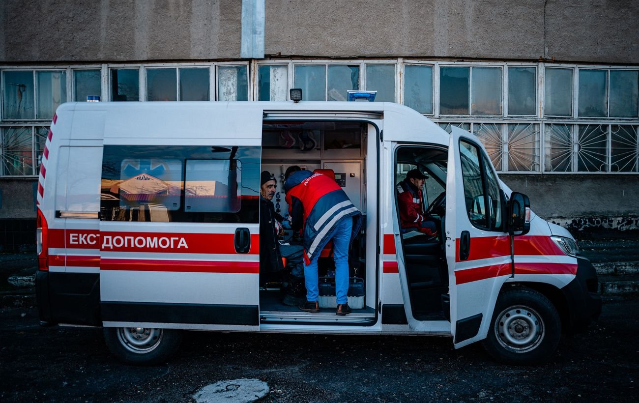 У Києві медикам «швидкої» доплачуватимуть за роботу під час атак РФ
