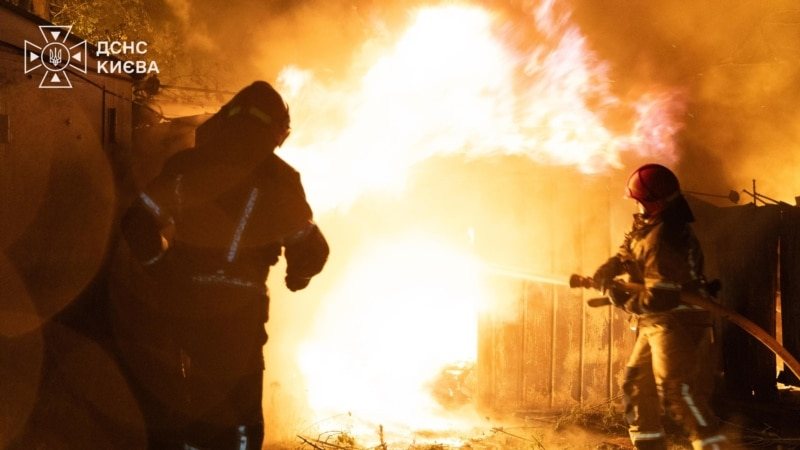 Російські війська атакували підприємства у Запоріжжі та на Полтавщині, виникли пожежі