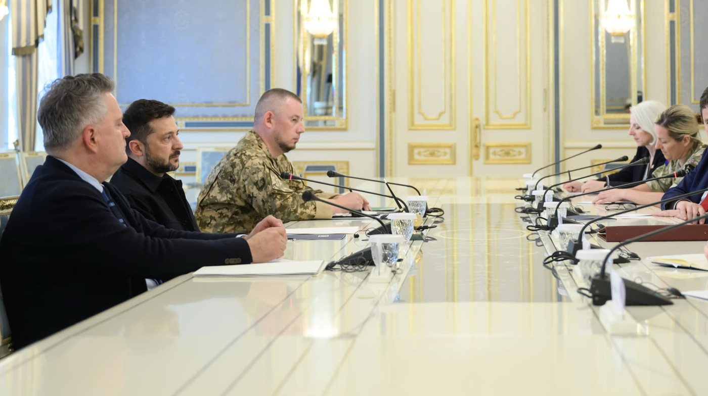Залужного не запросили на зустріч із міністром оборони Британії: в ОПУ та посла різні версії