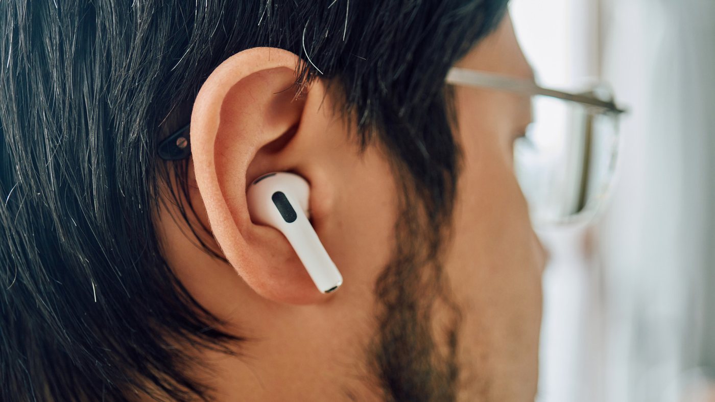 AirPods підвищують ризик втрати слуху через небезпечну гучність у шумному середовищі