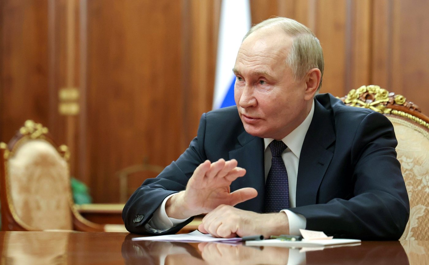 Путін підвищує ціну переговорів про Україну